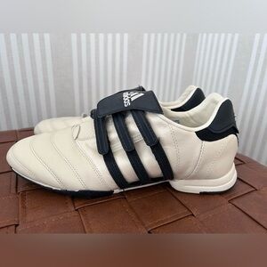 Vintage (2004) Adidas Sport Sala Torsion Turf Soccer Shoe Men’s Size 7.5